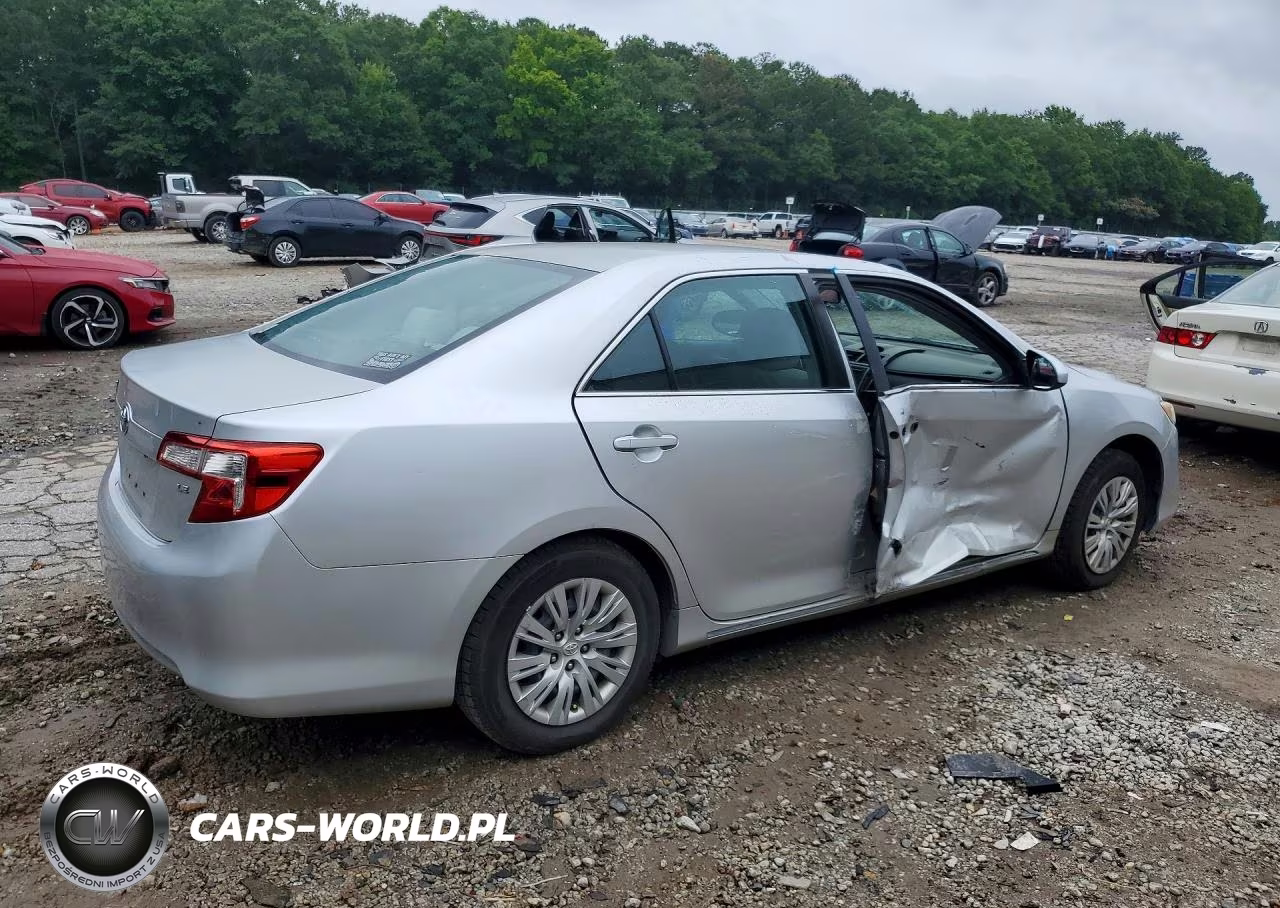 2013 Toyota Camry Le VIN:4T1BF1FK2DU291648 - 3