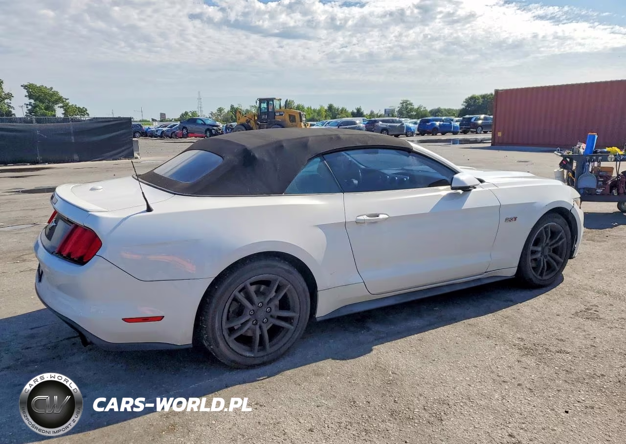 2015 Ford Mustang VIN:1FATP8UH5F5397102 - 3