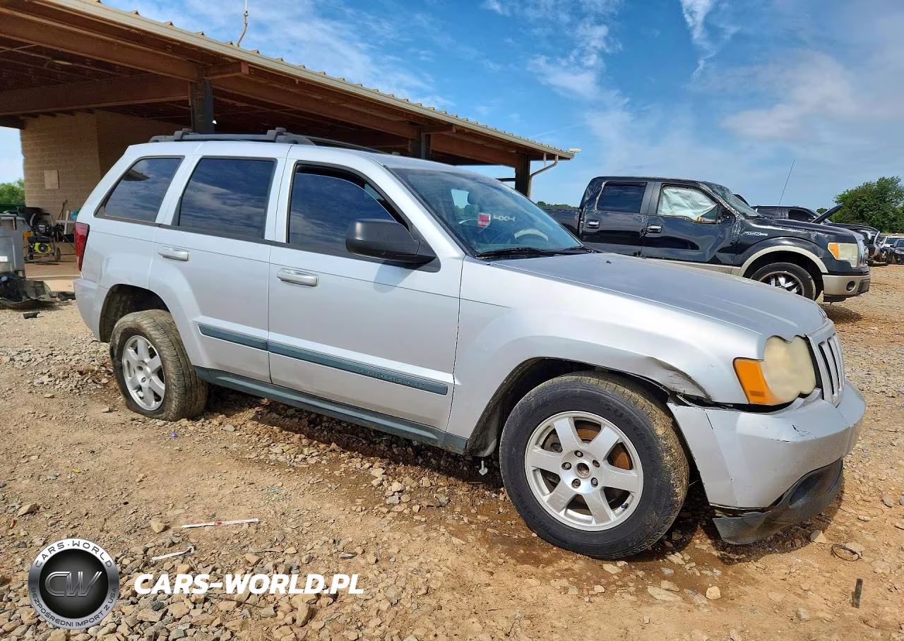 2009 Jeep Grand Cherokee Laredo VIN:1J8GS48K39C545412 - 4
