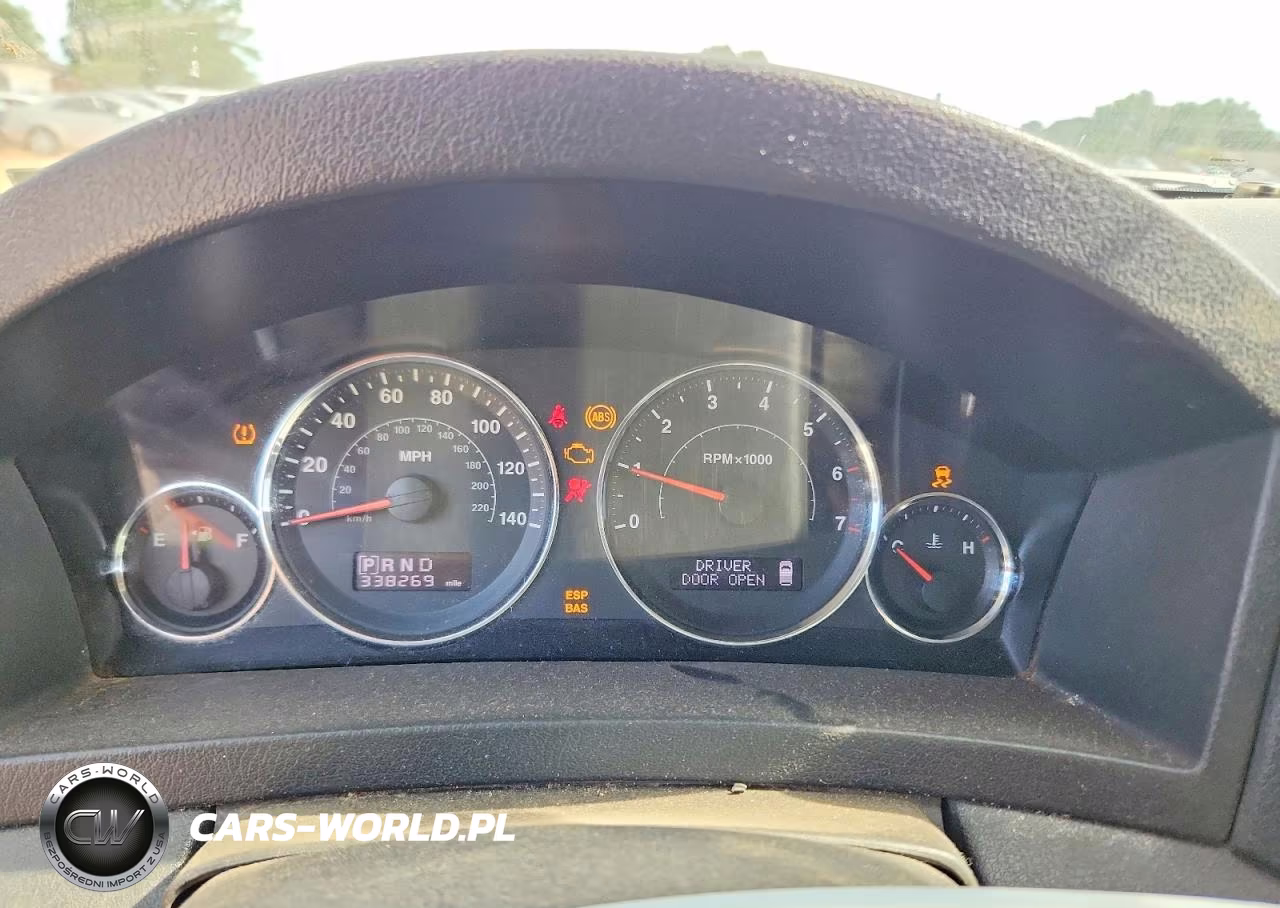 2009 Jeep Grand Cherokee Laredo VIN:1J8GS48K39C545412 - 9