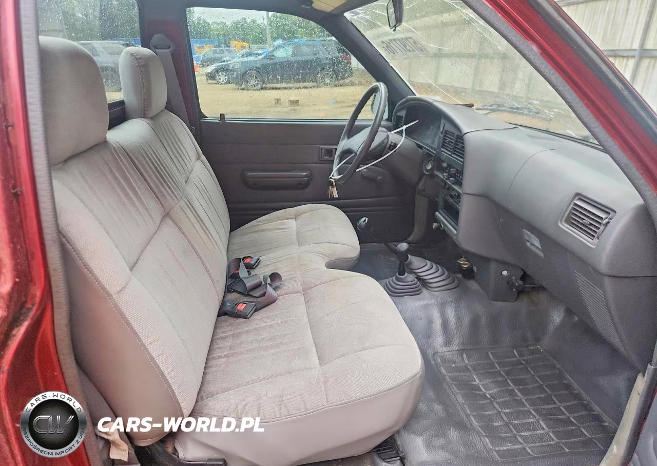 1991 Toyota Pickup Deluxe VIN:JT4RN01P6M0015239 - 10