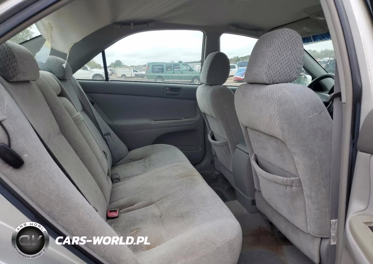 2004 Toyota Camry Le VIN:4T1BE32K54U871142 - 10