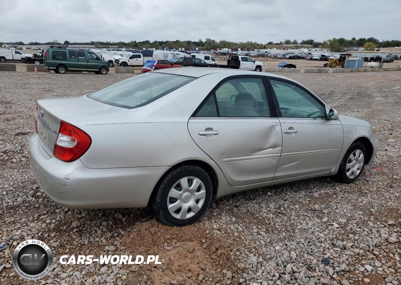 2004 Toyota Camry Le VIN:4T1BE32K54U871142 - 3