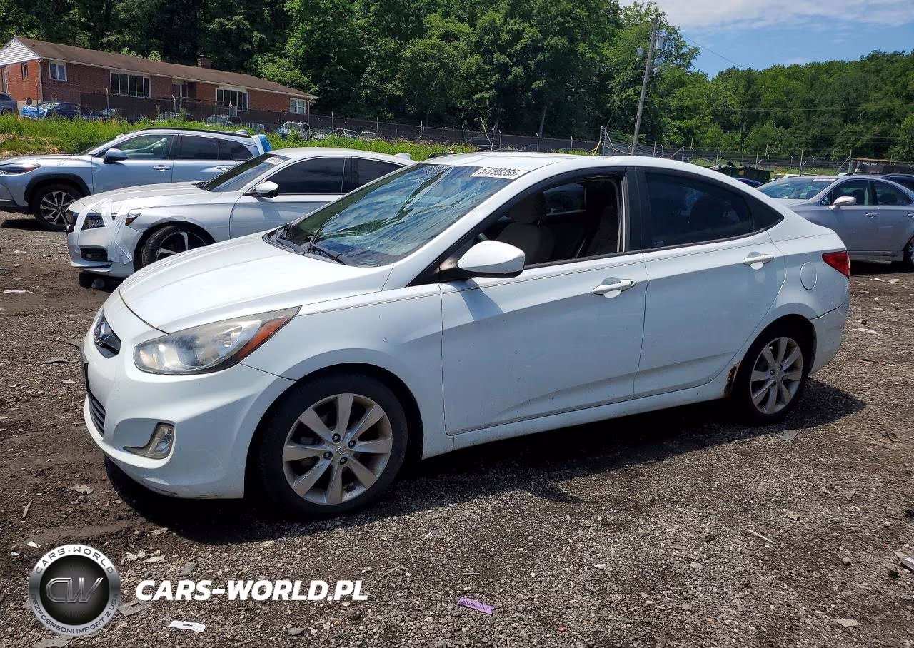 2012 Hyundai Accent Gls
