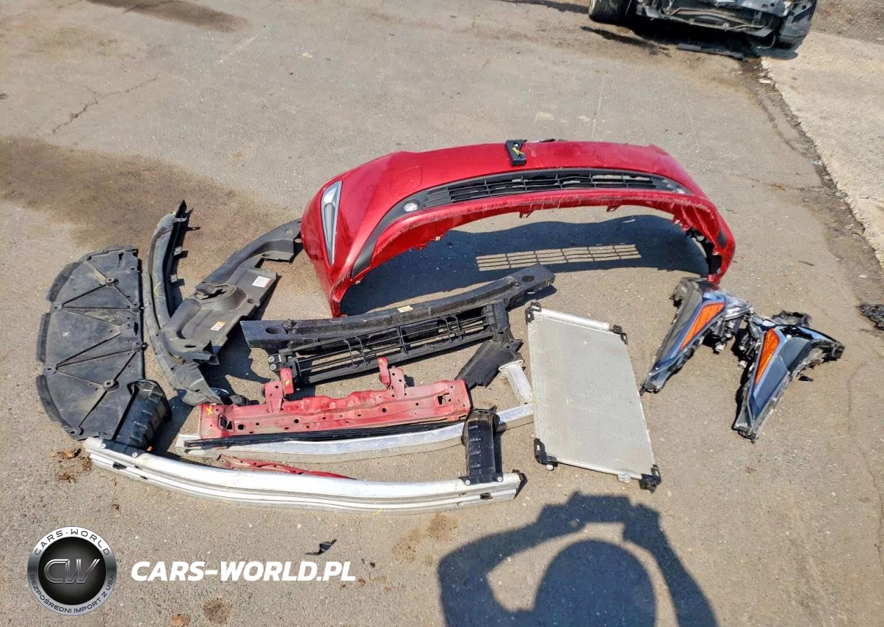 2020 Toyota Prius Le Awd-E VIN:JTDL9RFU9L3013432 - 12