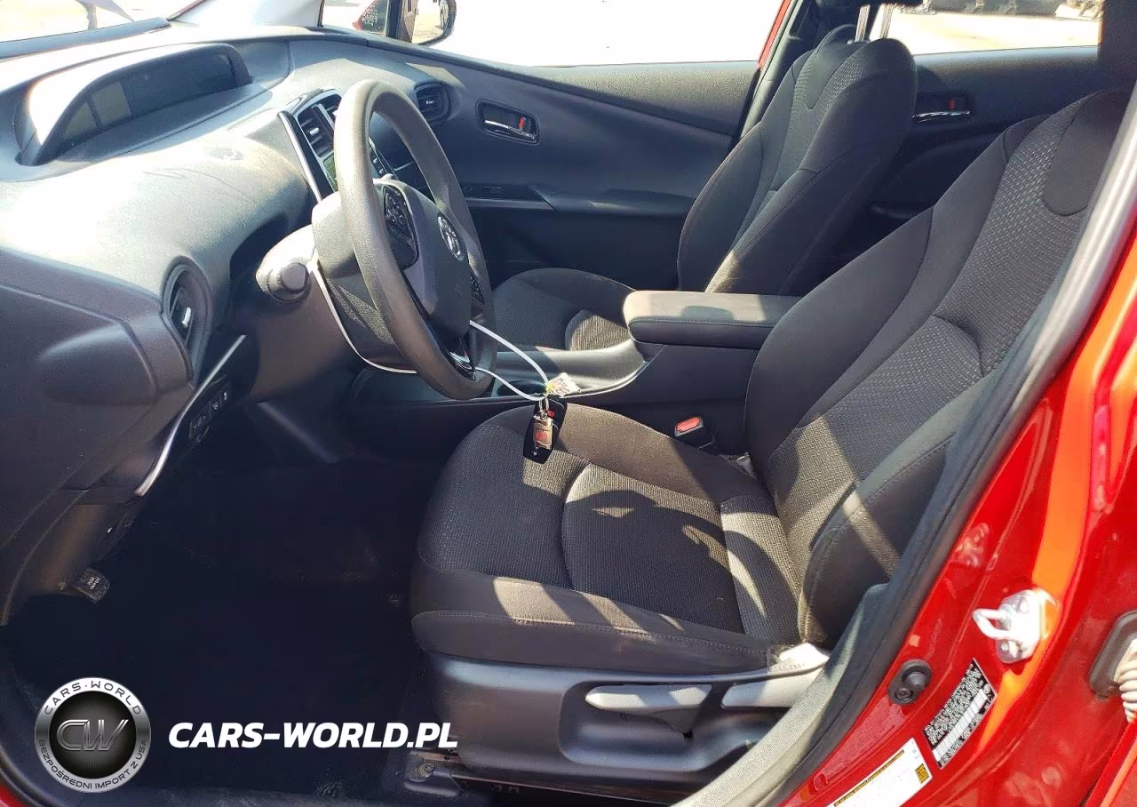 2020 Toyota Prius Le Awd-E VIN:JTDL9RFU9L3013432 - 7