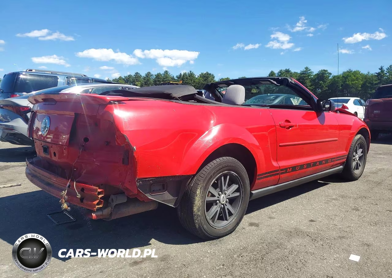 2007 Ford Mustang VIN:1ZVFT84N575201375 - 3