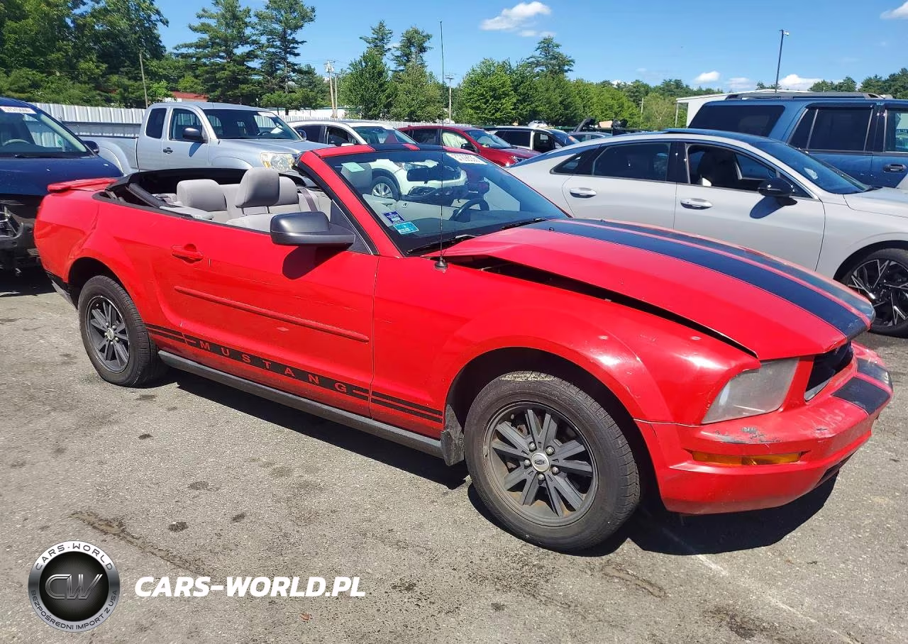 2007 Ford Mustang VIN:1ZVFT84N575201375 - 4