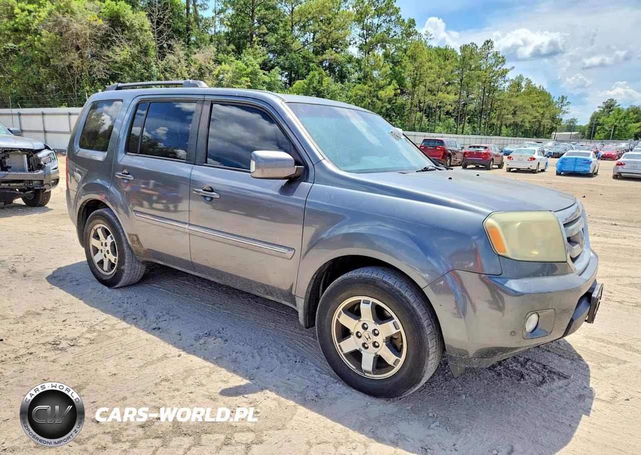 2010 Honda Pilot Touring VIN:5FNYF3H92AB008979 - 4
