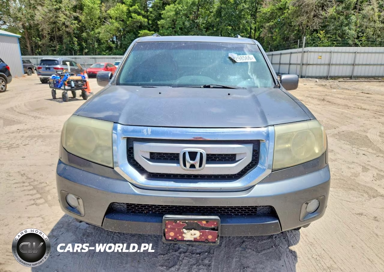 2010 Honda Pilot Touring VIN:5FNYF3H92AB008979 - 5