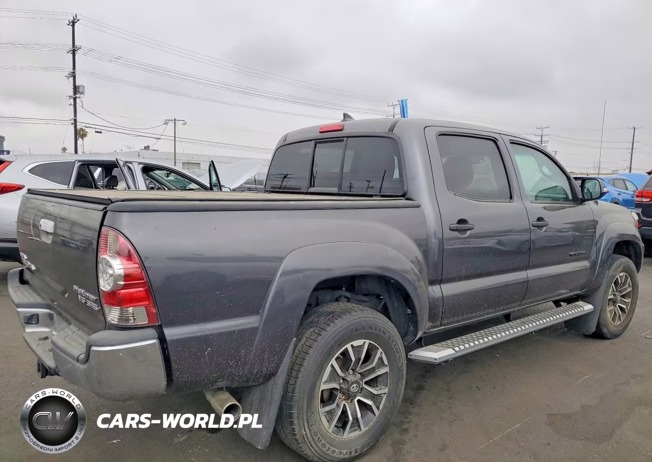2015 Toyota Tacoma Double Cab Prerunner VIN:3TMJU4GN6FM188501 - 3