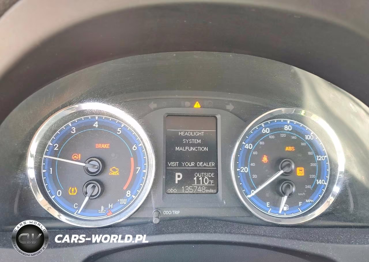 2017 Toyota Corolla Le VIN:5YFBURHE5HP680092 - 9