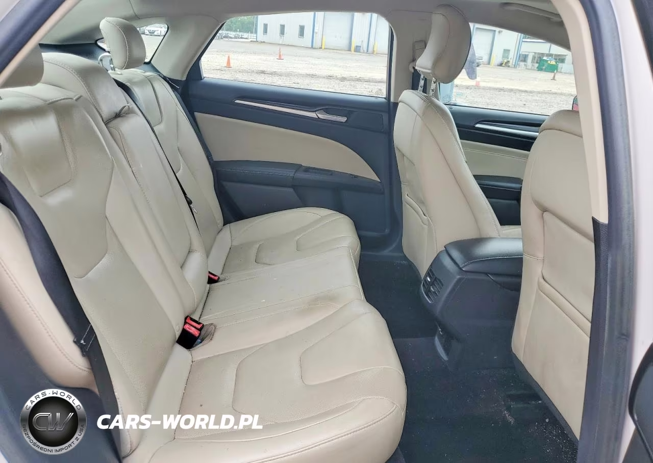2017 Ford Fusion Titanium VIN:3FA6P0K93HR270181 - 10