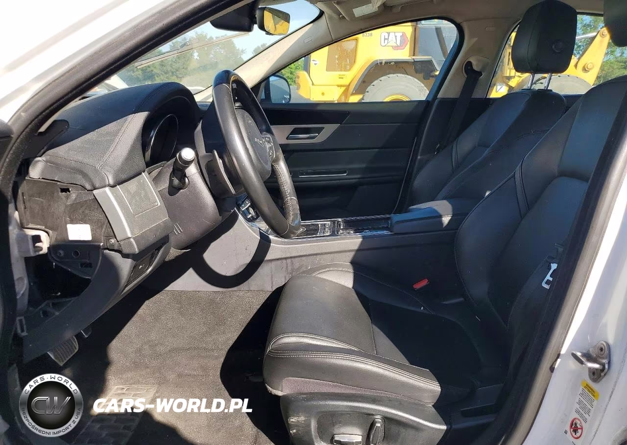 2019 Jaguar Xf Premium VIN:SAJBD4FX9KCY78845 - 7