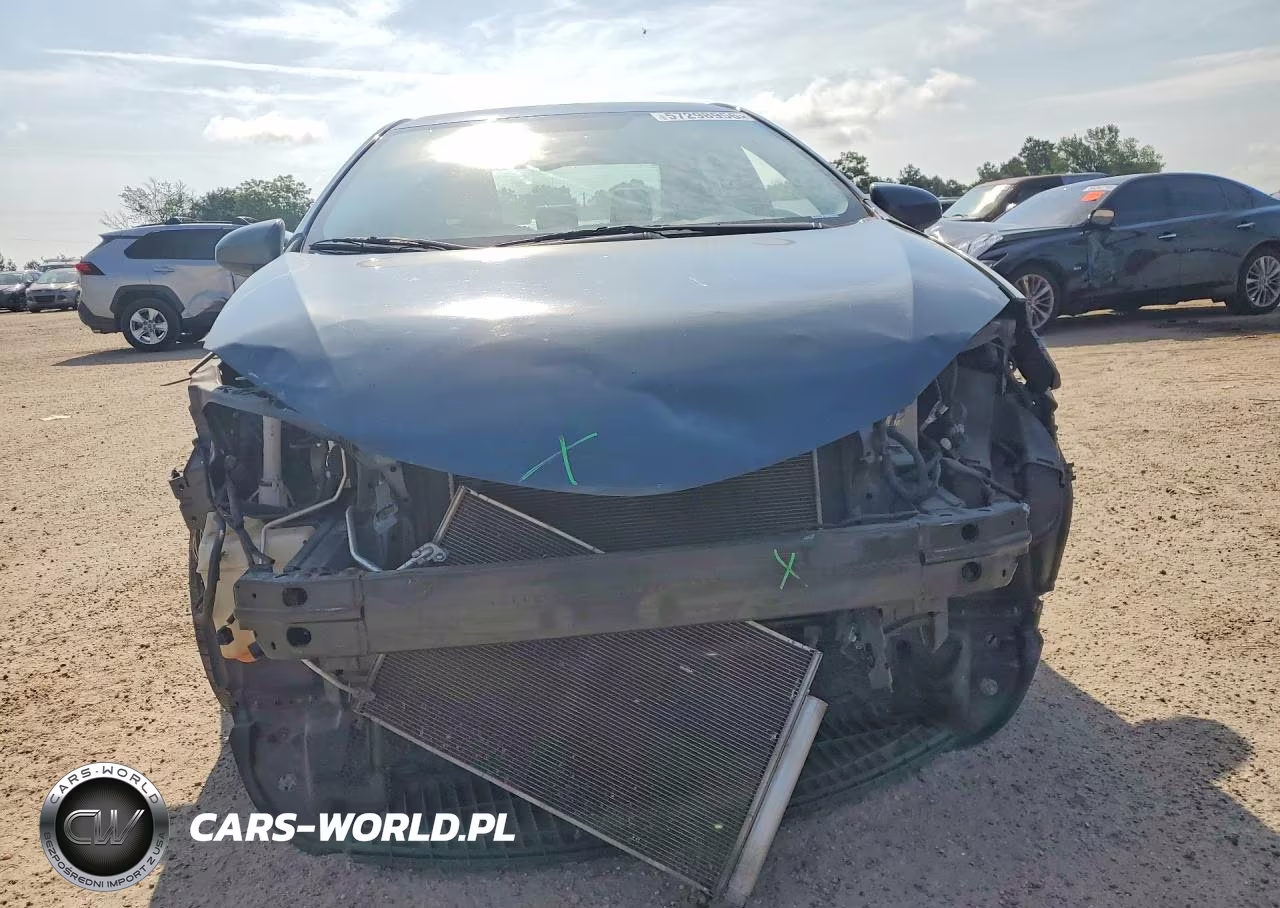 2015 Toyota Corolla L VIN:2T1BURHE4FC310880 - 5