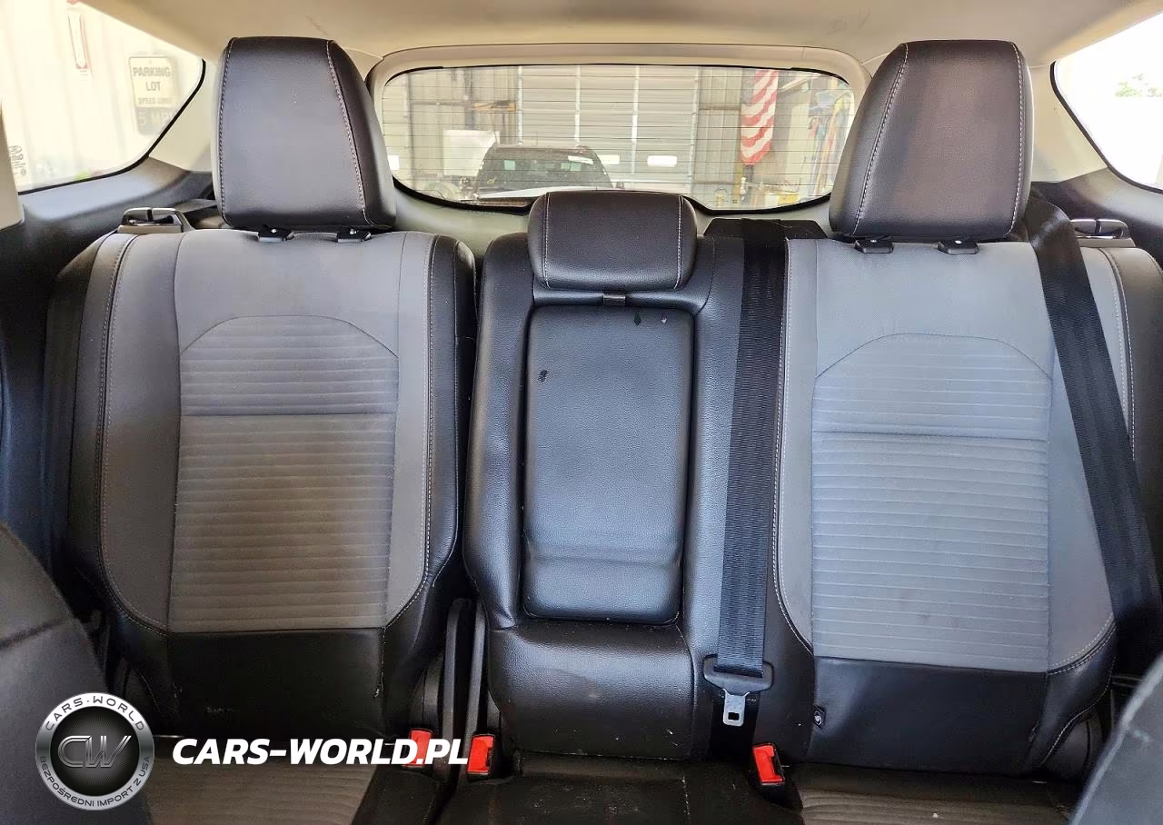 2017 Ford Escape Se VIN:1FMCU9GD8HUC44414 - 10