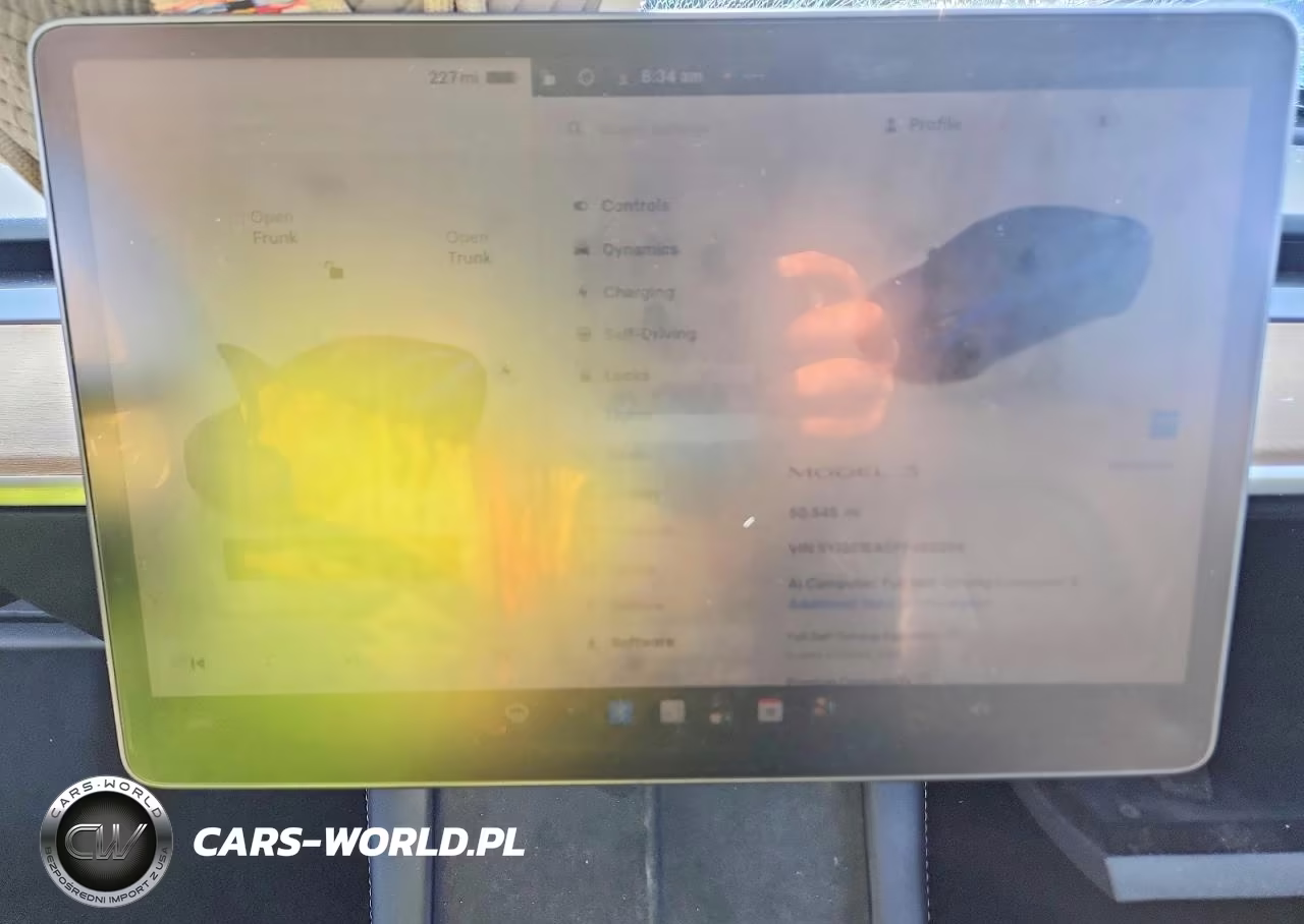 2023 Tesla Model 3 VIN:5YJ3E1EA5PF459266 - 9