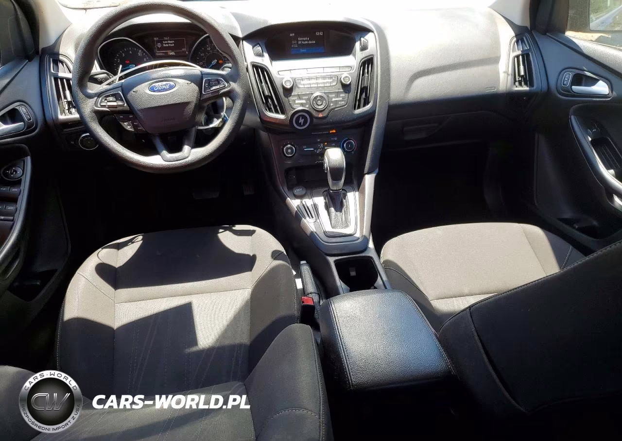 2018 Ford Focus Se VIN:1FADP3F23JL212792 - 8