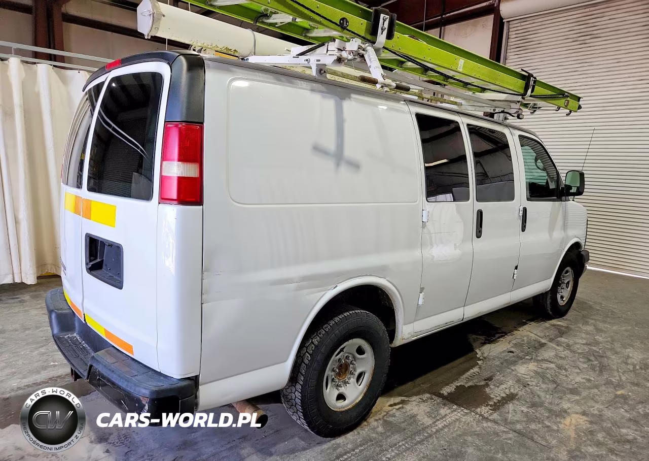 2013 Chevrolet Express G2500 VIN:1GCWGFCA3D1903692 - 3