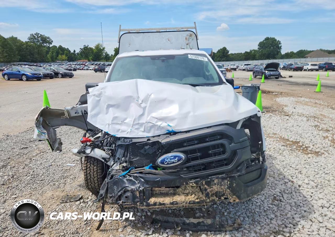 2021 Ford F150 VIN:1FTMF1CP4MKD64415 - 5