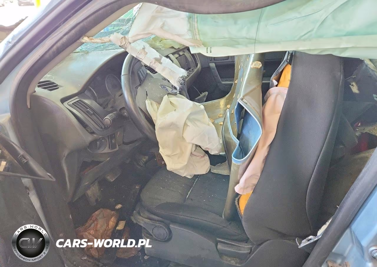 2008 Ford Focus Se VIN:1FAHP35N48W275177 - 7