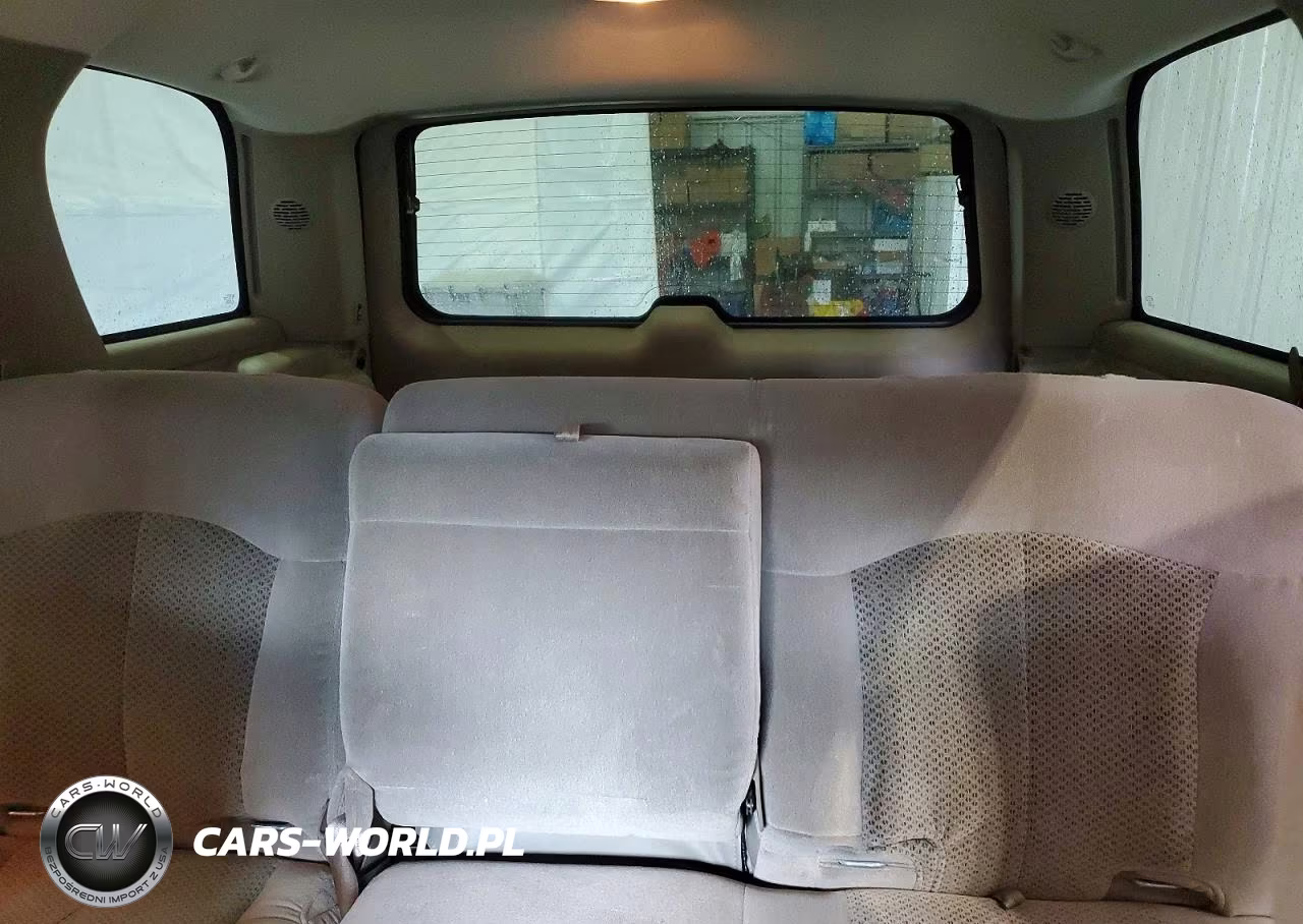 2002 Chevrolet Tahoe VIN:1GNEC13Z52R166713 - 10