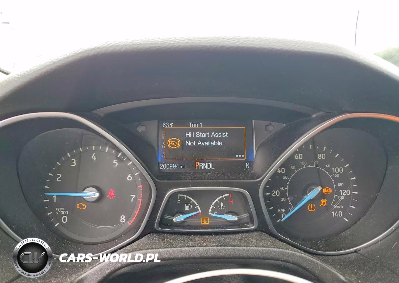 2016 Ford Focus Se VIN:1FADP3K29GL291030 - 9