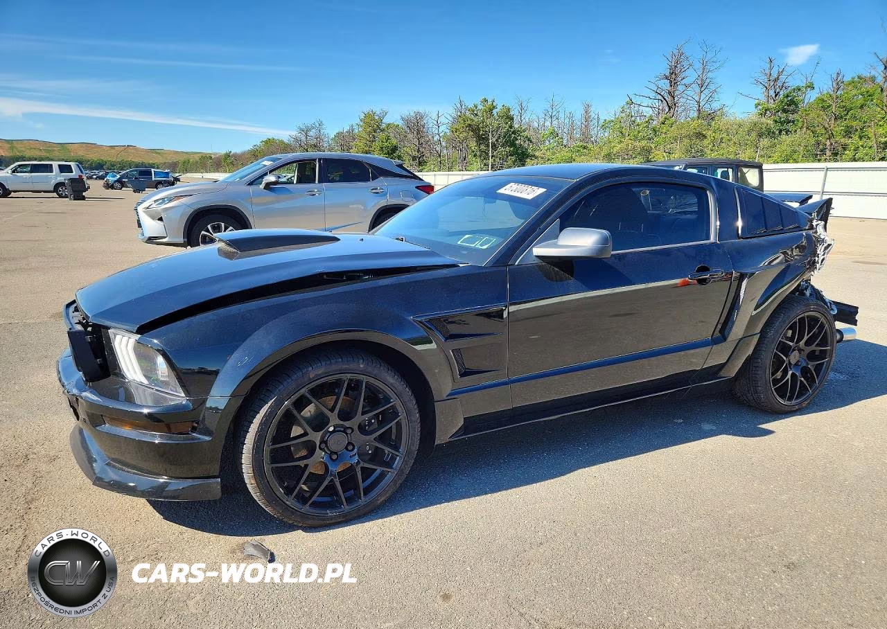 2005 Ford Mustang Gt – zdjęcie 1 z 12