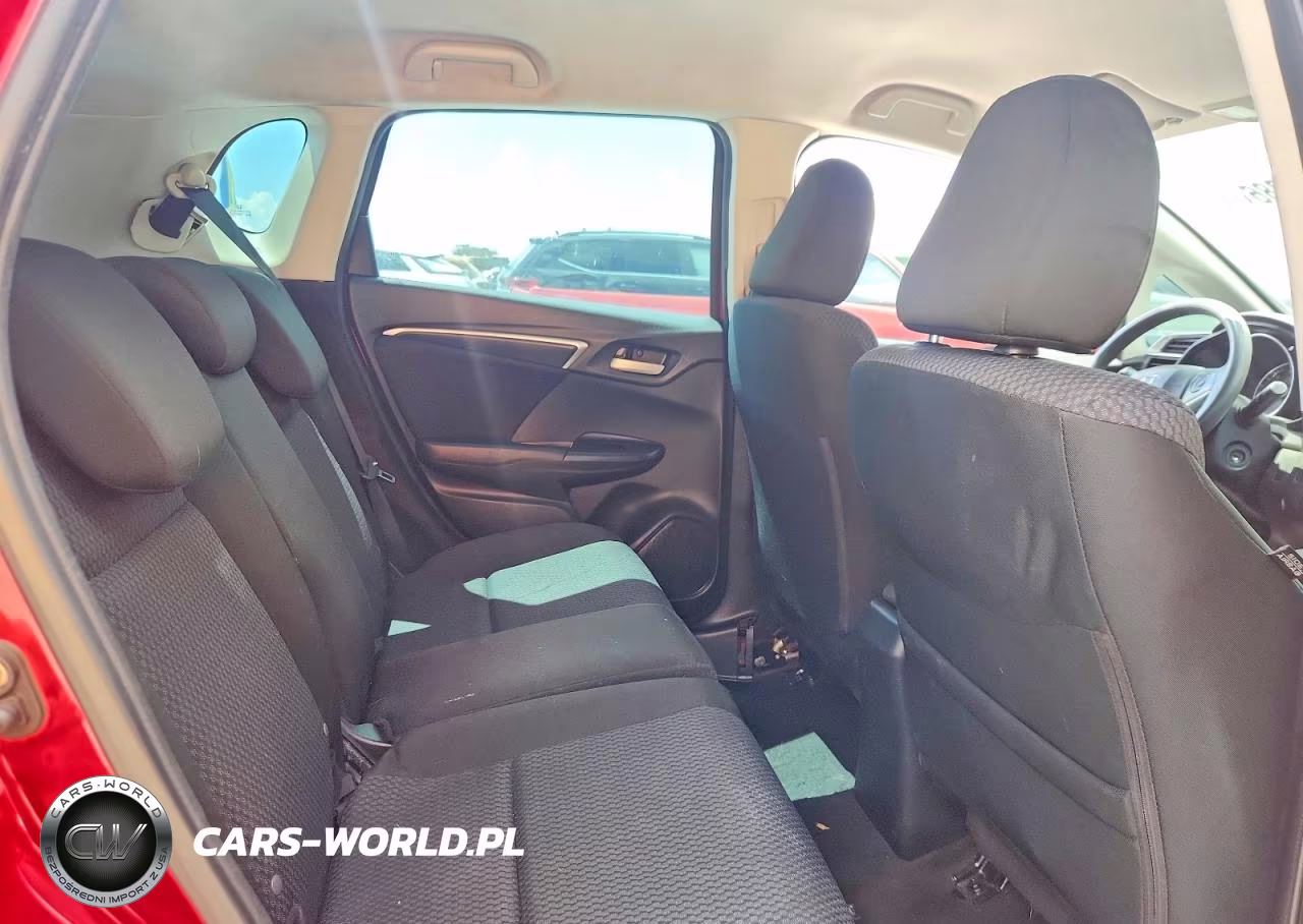 2019 Honda Fit Lx VIN:3HGGK5H43KM702327 - 10