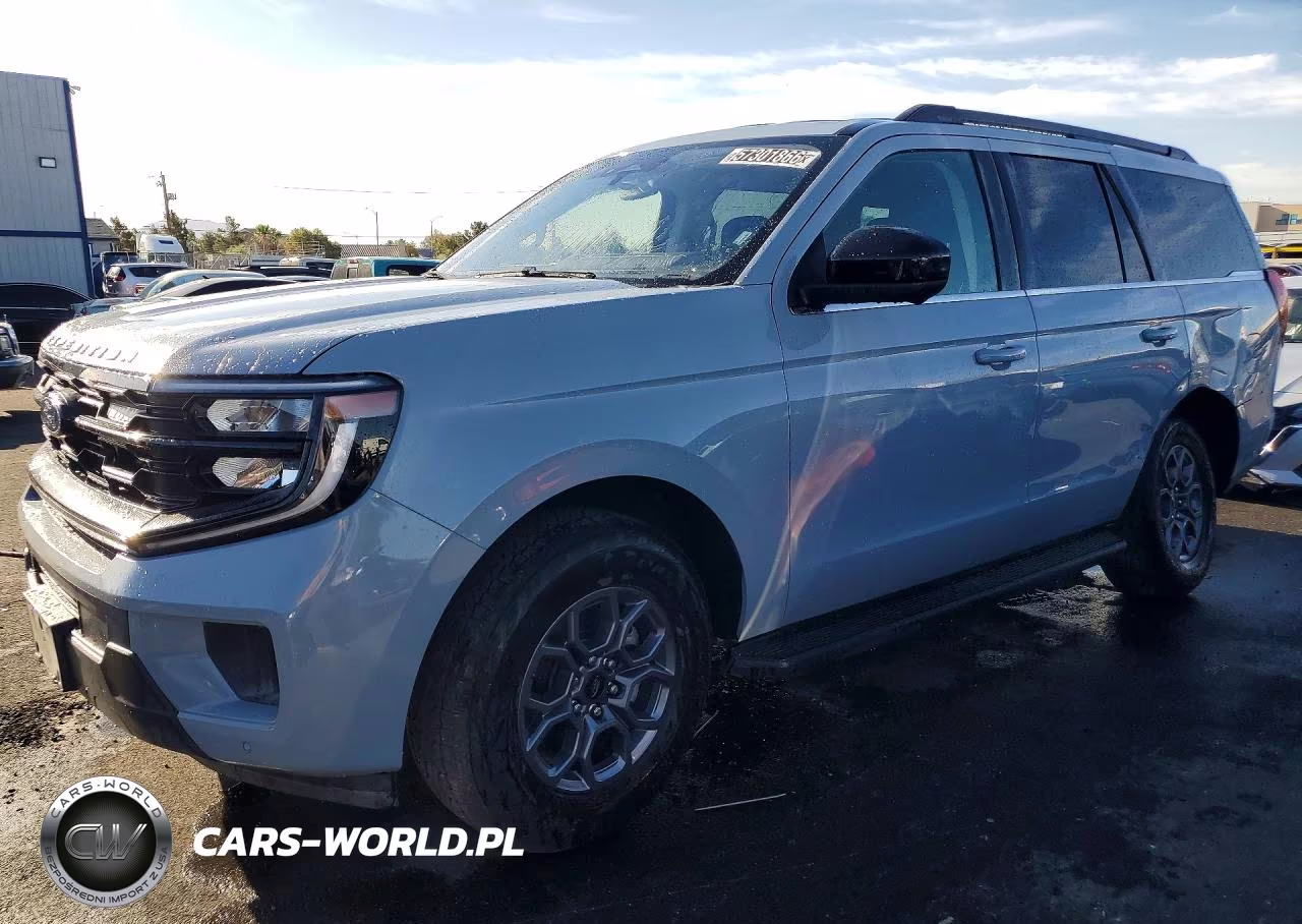 2025 Ford Expedition Active – zdjęcie 1 z 13