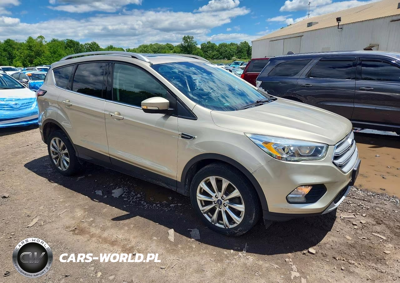 2017 Ford Escape Titanium VIN:1FMCU9JD6HUC41133 - 4