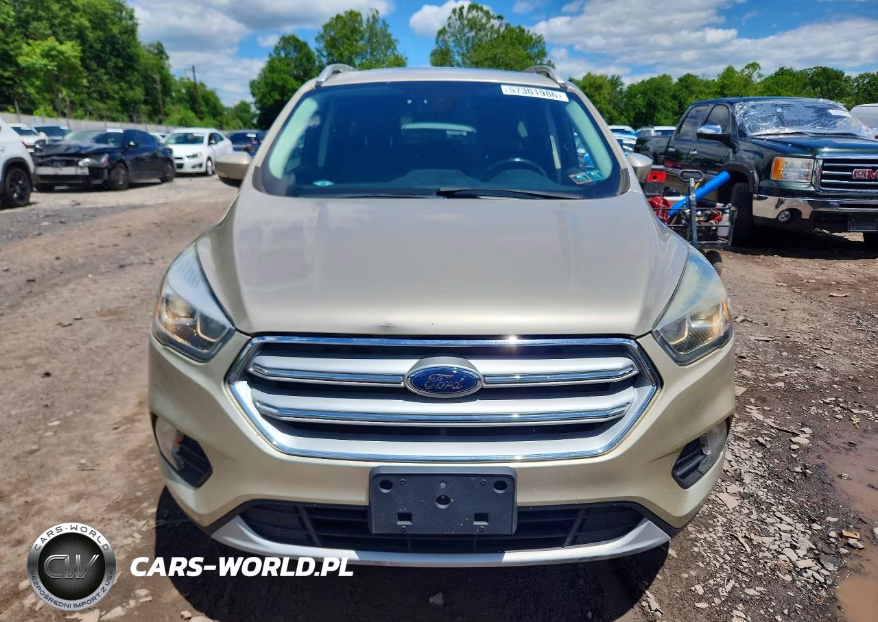 2017 Ford Escape Titanium VIN:1FMCU9JD6HUC41133 - 5