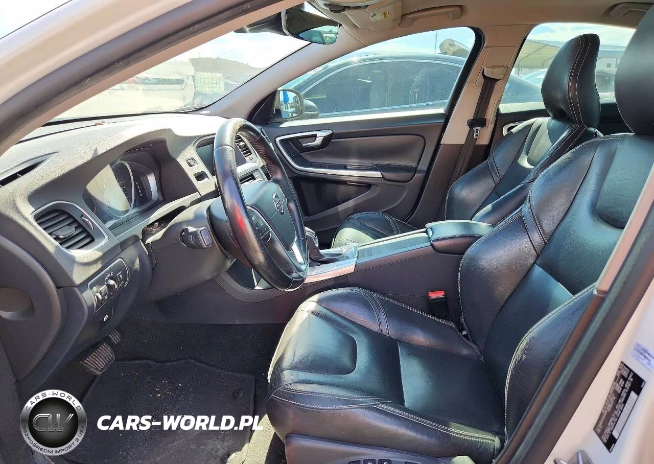 2017 Volvo S60 VIN:YV126MFL0H2430556 - 7