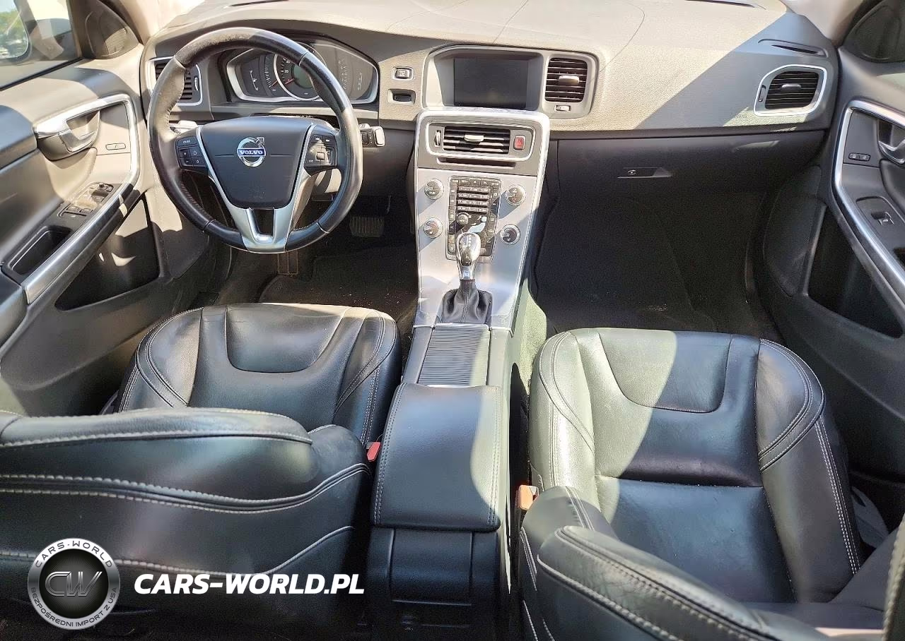 2017 Volvo S60 VIN:YV126MFL0H2430556 - 8