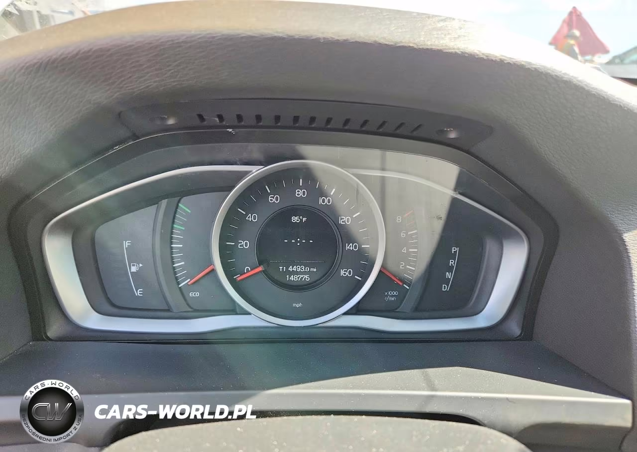 2017 Volvo S60 VIN:YV126MFL0H2430556 - 9