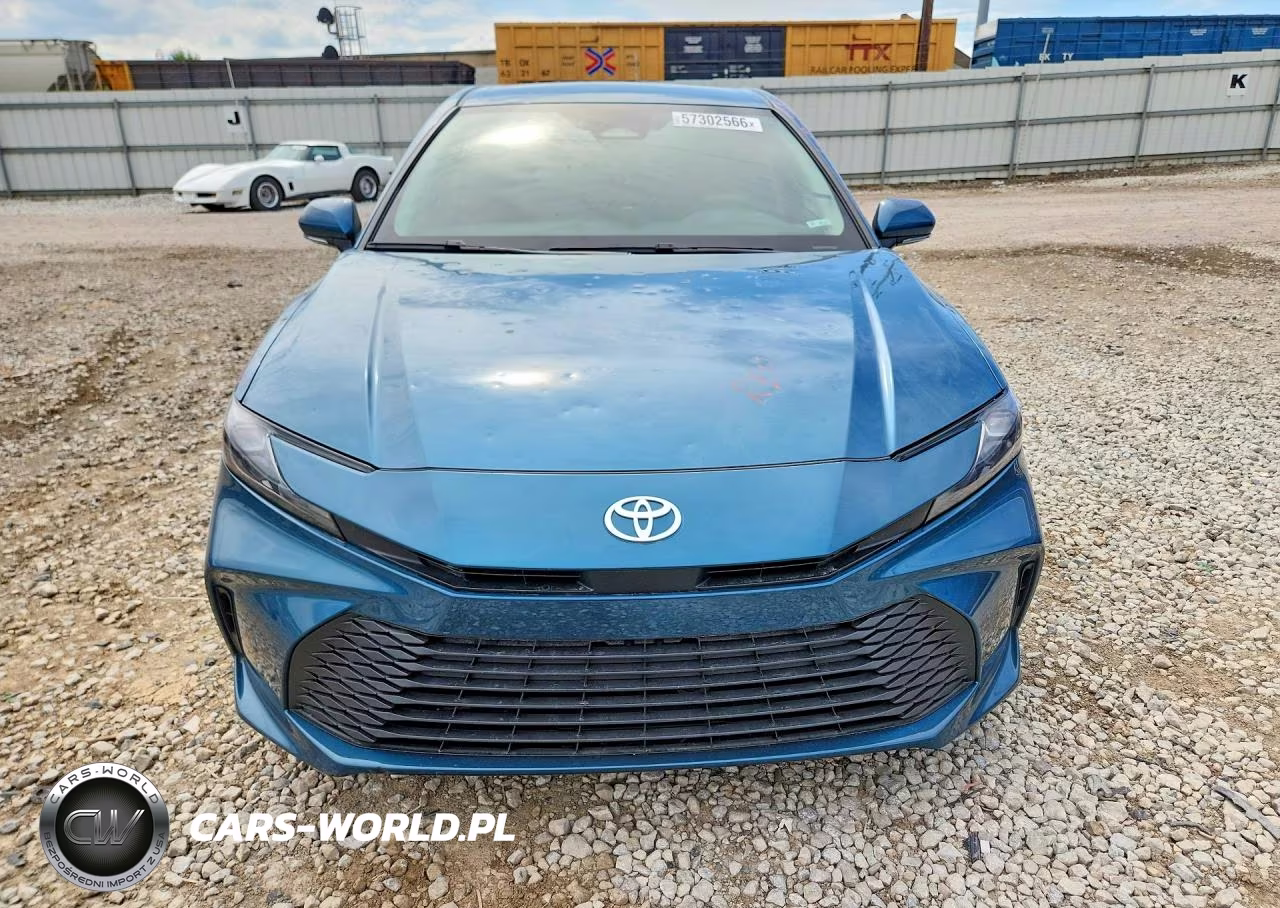 2025 Toyota Camry Le VIN:4T1DAACK7SU647505 - 5