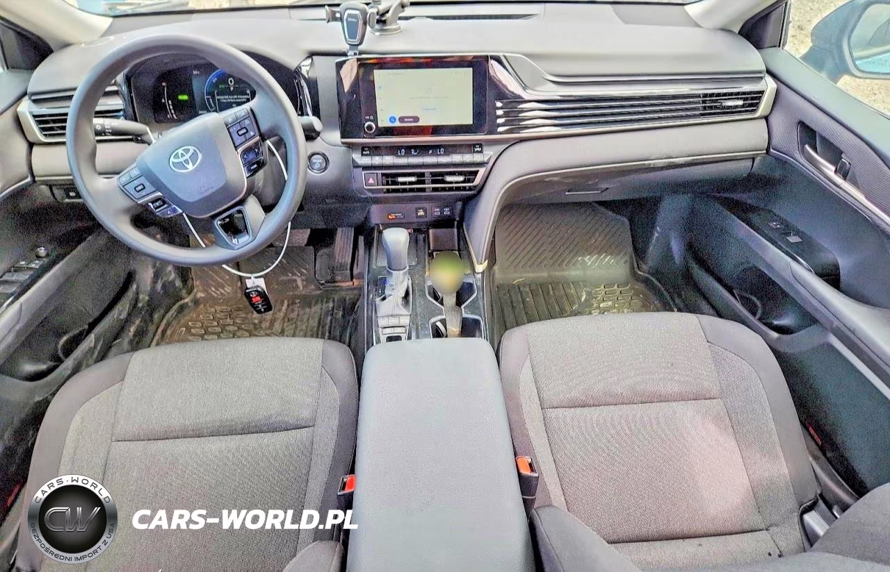 2025 Toyota Camry Le VIN:4T1DAACK7SU647505 - 8