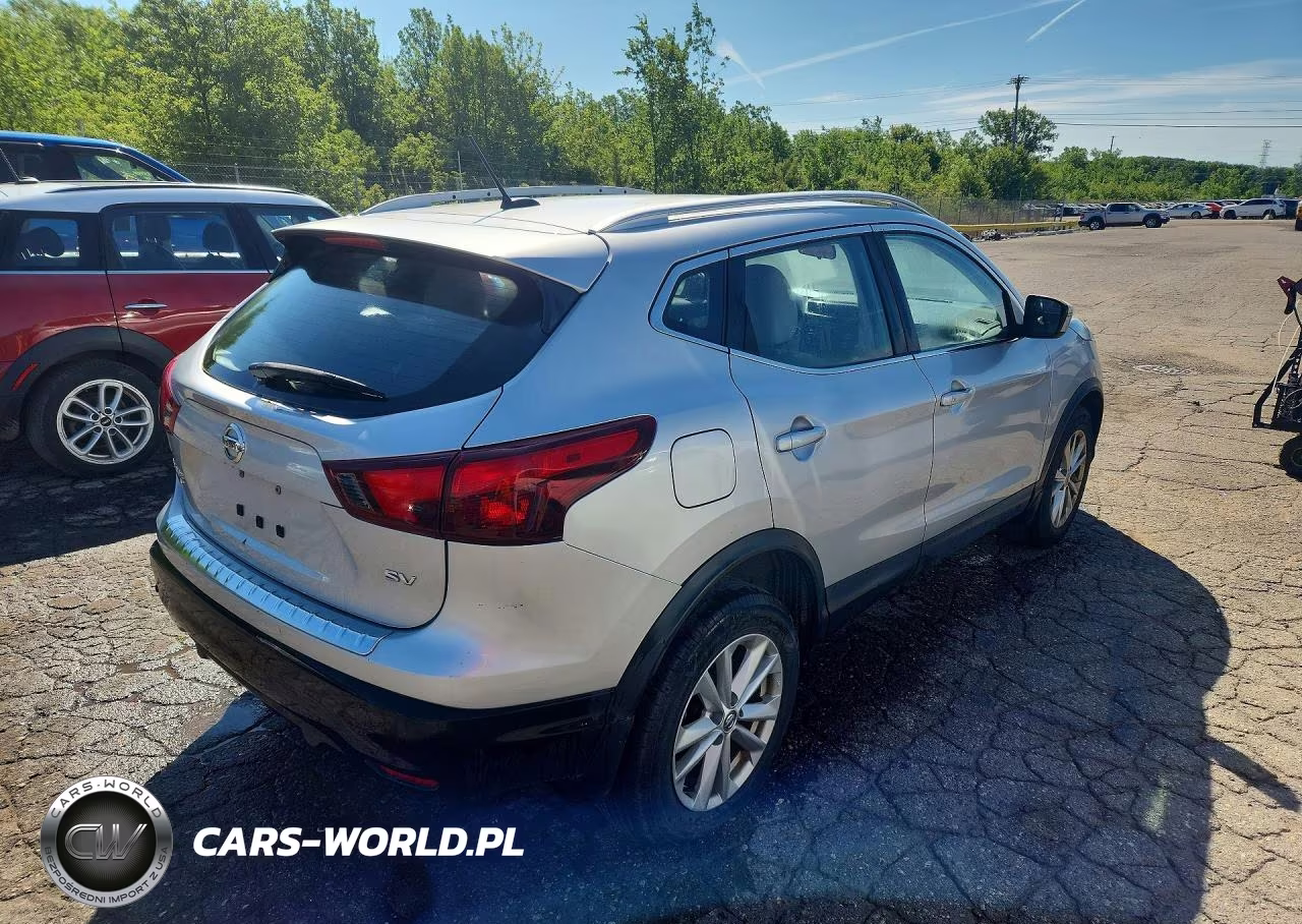 2018 Nissan Rogue Sport Sv VIN:JN1BJ1CP1JW195810 - 3