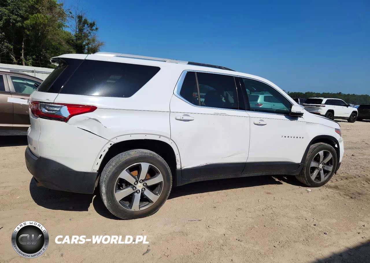 2018 Chevrolet Traverse Lt VIN:1GNERHKW7JJ232058 - 3