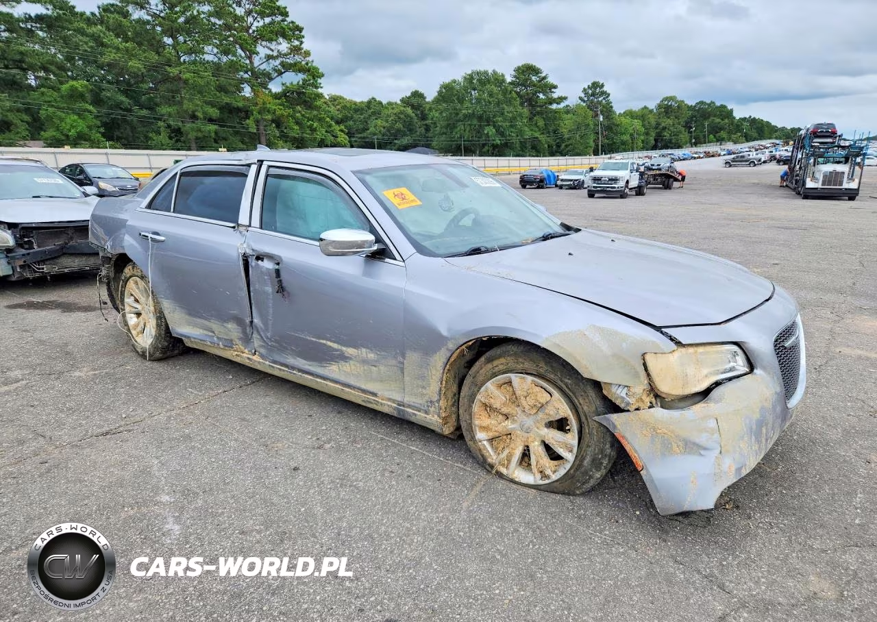 2017 Chrysler 300C VIN:2C3CCAEG1HH662763 - 4