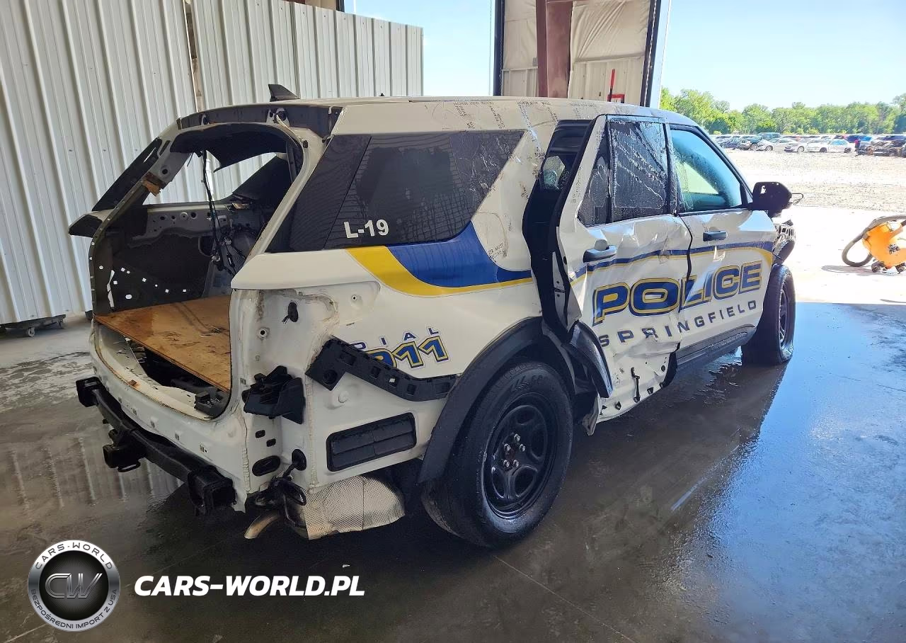 2020 Ford Explorer Police Interceptor VIN:1FM5K8AW3LGA95548 - 3