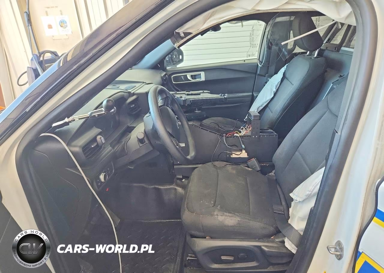 2020 Ford Explorer Police Interceptor VIN:1FM5K8AW3LGA95548 - 7