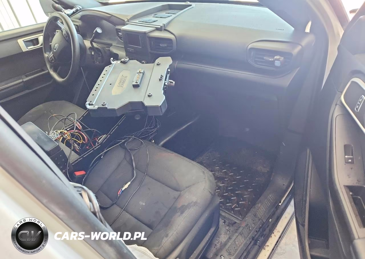 2020 Ford Explorer Police Interceptor VIN:1FM5K8AW3LGA95548 - 8