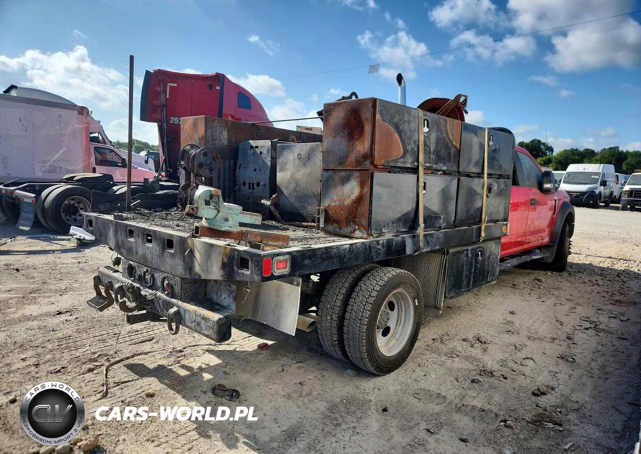2018 Ford F550 Super Duty VIN:1FD0W5HY8JEC25496 - 3