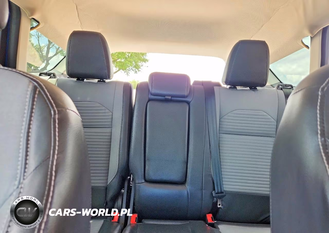 2019 Ford Escape Se VIN:1FMCU0GD8KUB06763 - 10