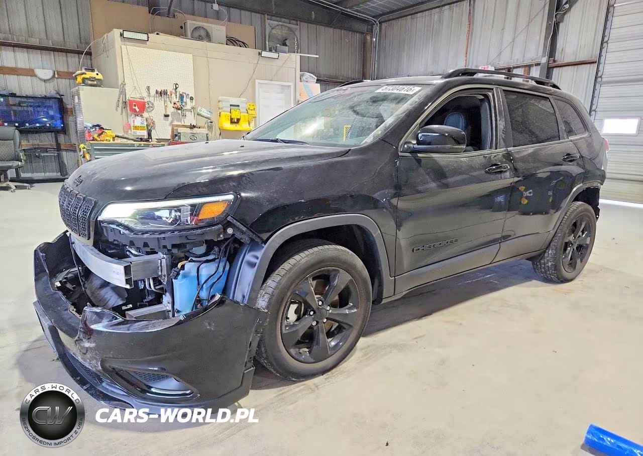 2021 Jeep Cherokee Latitude Plus – zdjęcie 1 z 14