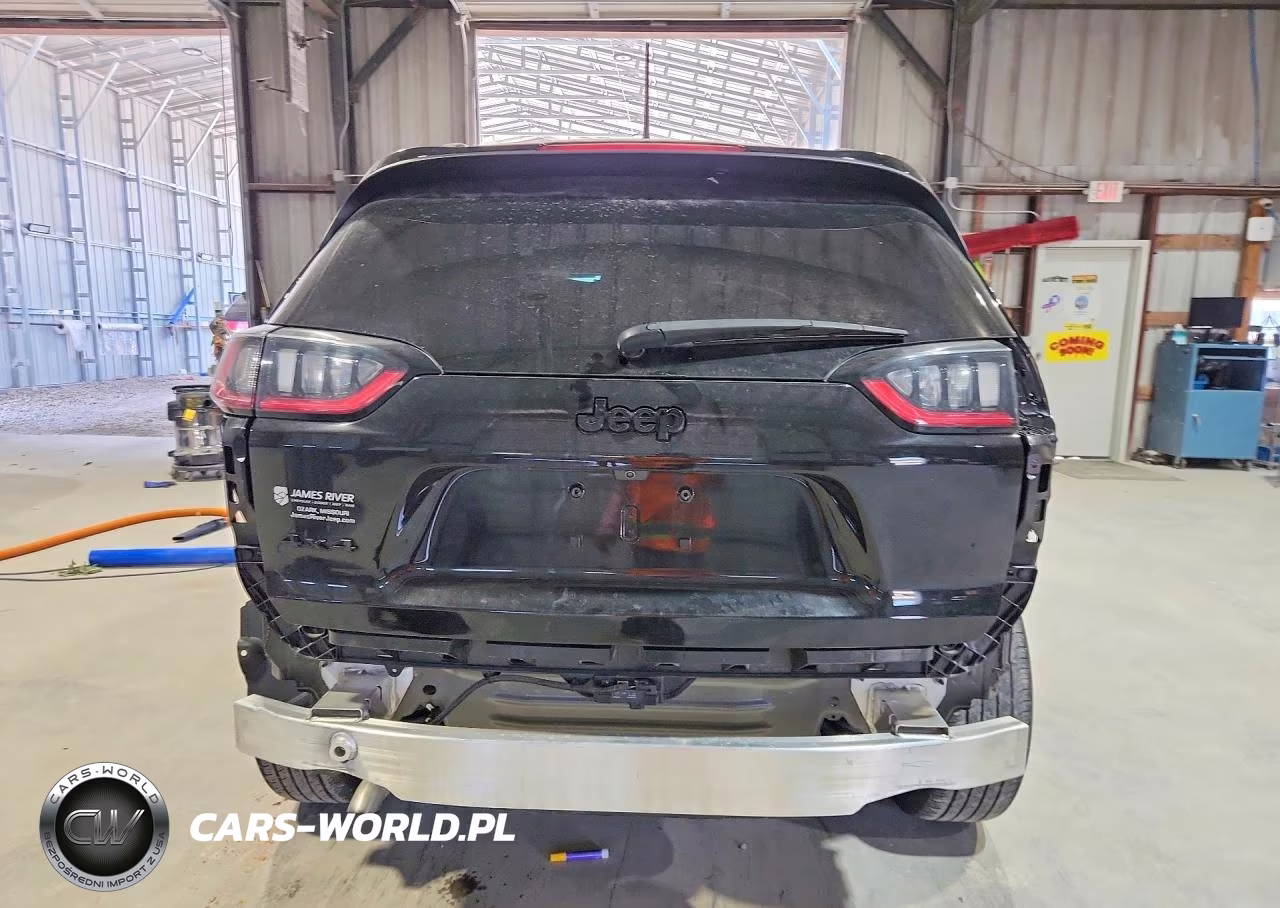 2021 Jeep Cherokee Latitude Plus VIN:1C4PJMLB4MD240408 - 6