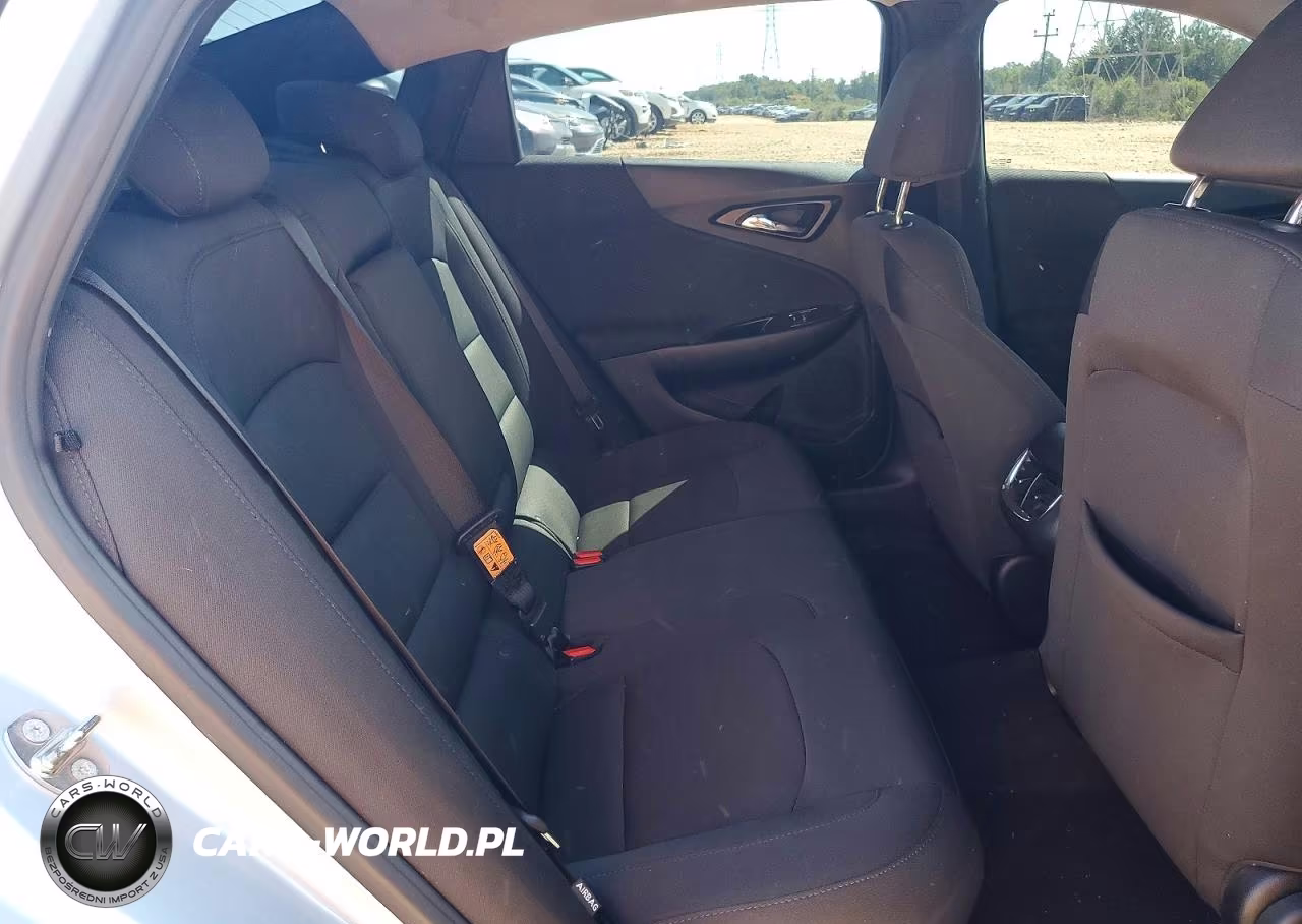2017 Chevrolet Malibu Lt VIN:1G1ZE5ST3HF176751 - 10