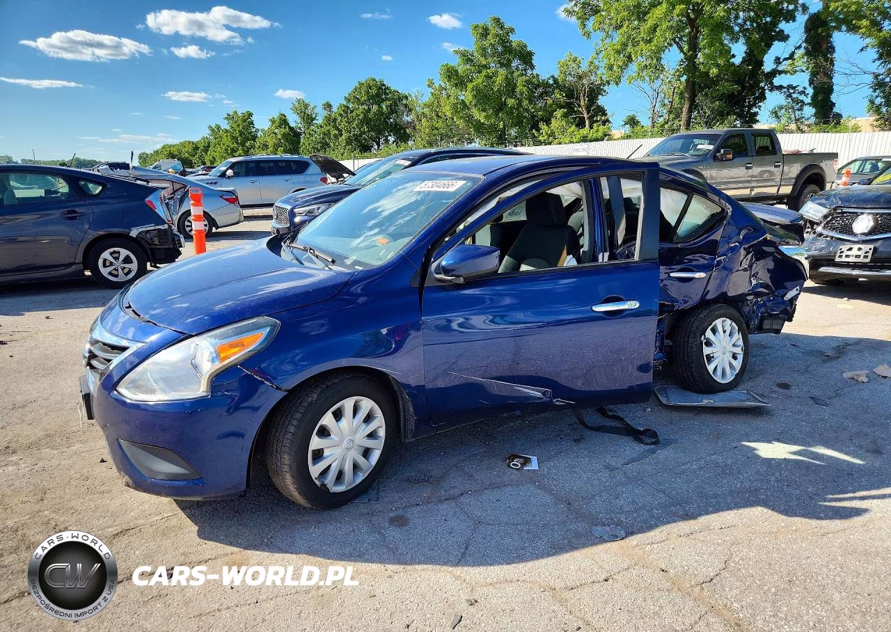 2019 Nissan Versa S – zdjęcie 1 z 12