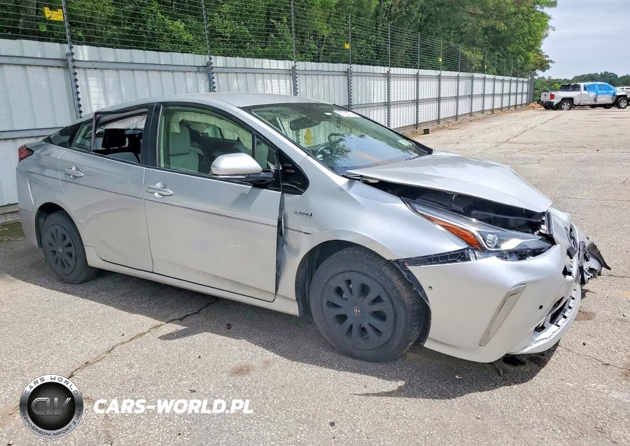 2019 Toyota Prius Xle Awd-E VIN:JTDL9RFU9K3011064 - 4